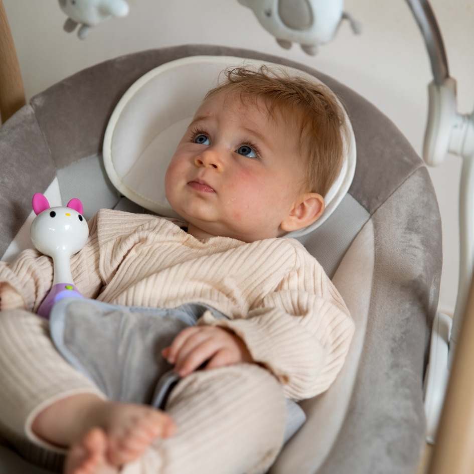 BoJungle B-Light & Music Rattle sonaglio coniglio luci