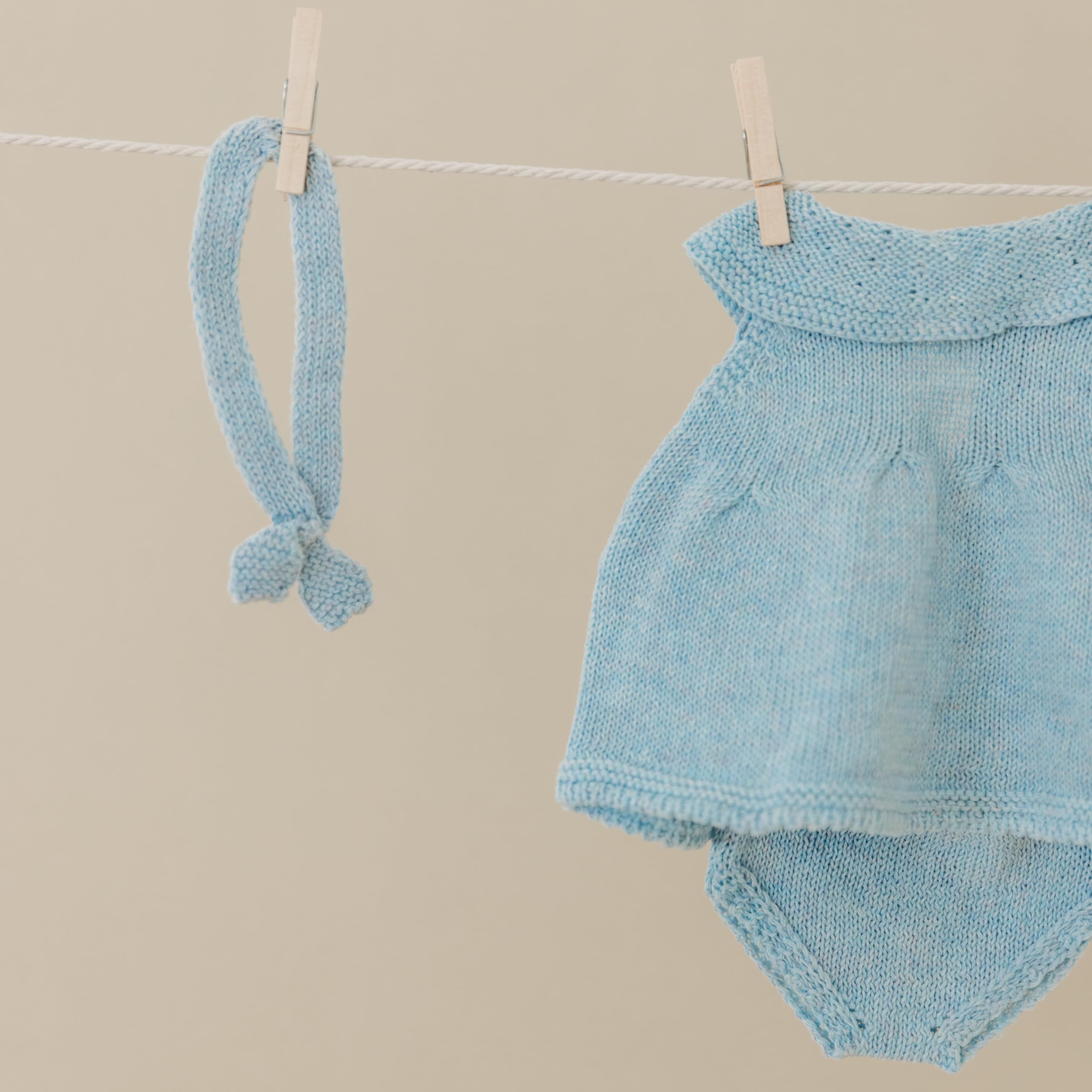 Miniland Vestito Blu con Culotte Fascia Bambola 38 cm Maglia