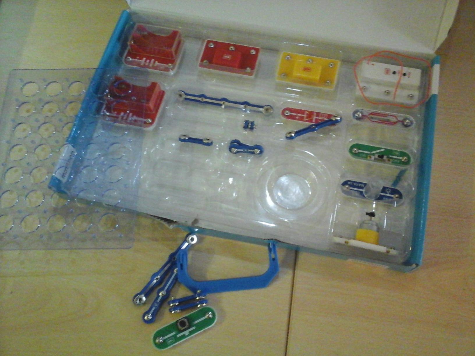 Miniland 99116 kit elettronica 198 esperimenti circuiti bambini