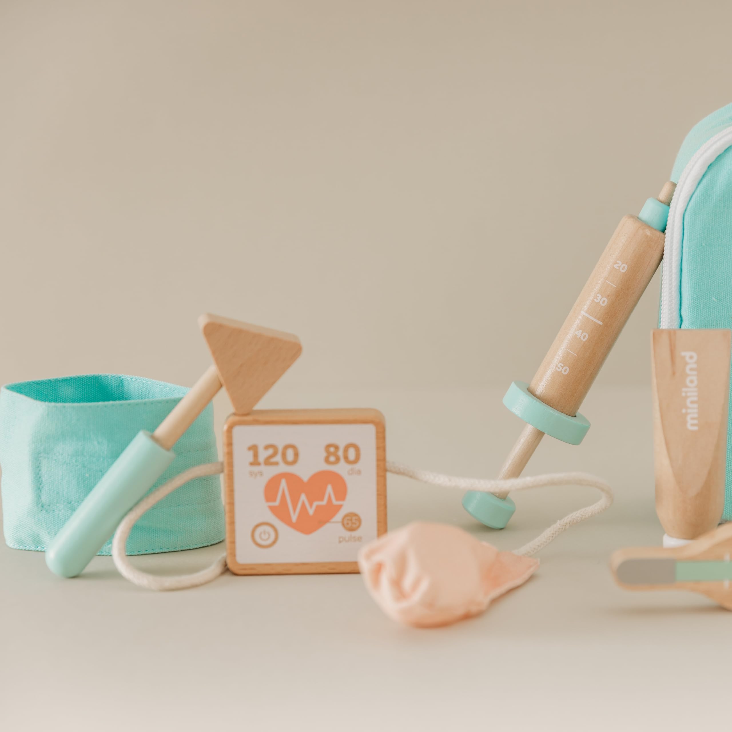 Miniland Bambole Set Medico Legno Valigetta Dottore Bambola