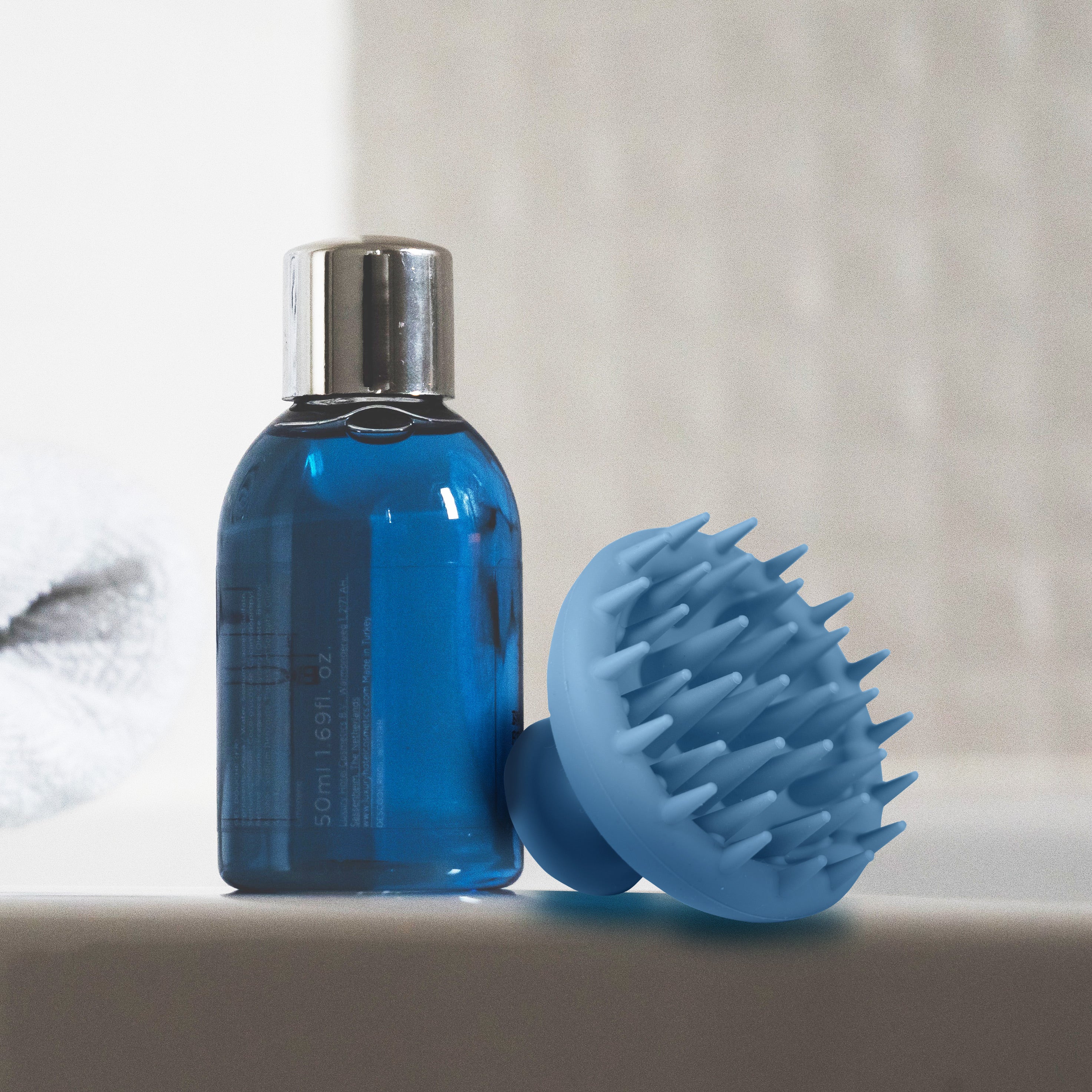 Mizu Baby Mami Spazzola silicone capelli neonato crosta lattea Blu