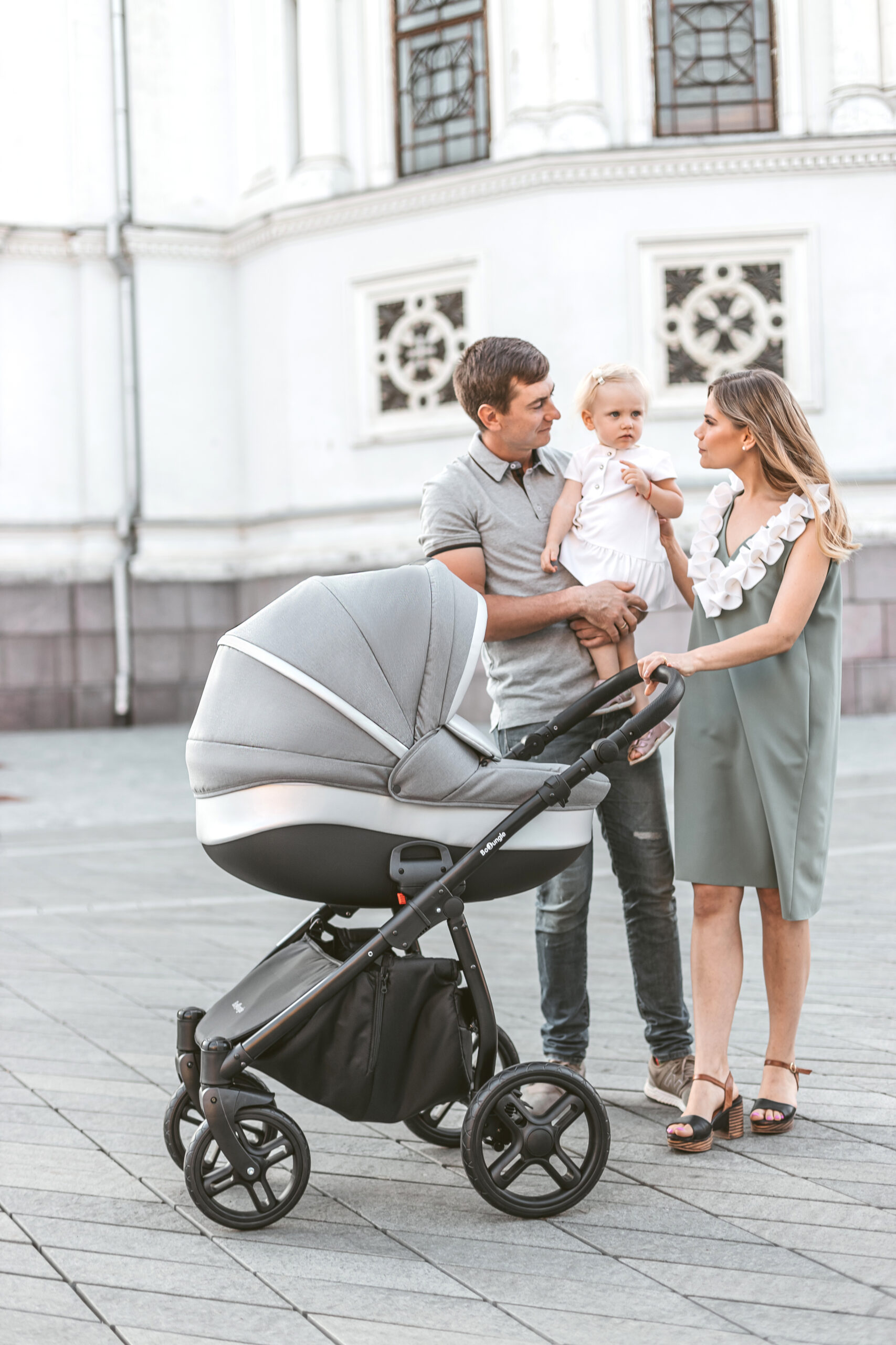 BoJungle B-Strolly passeggino grigio Silver Moon con navicella