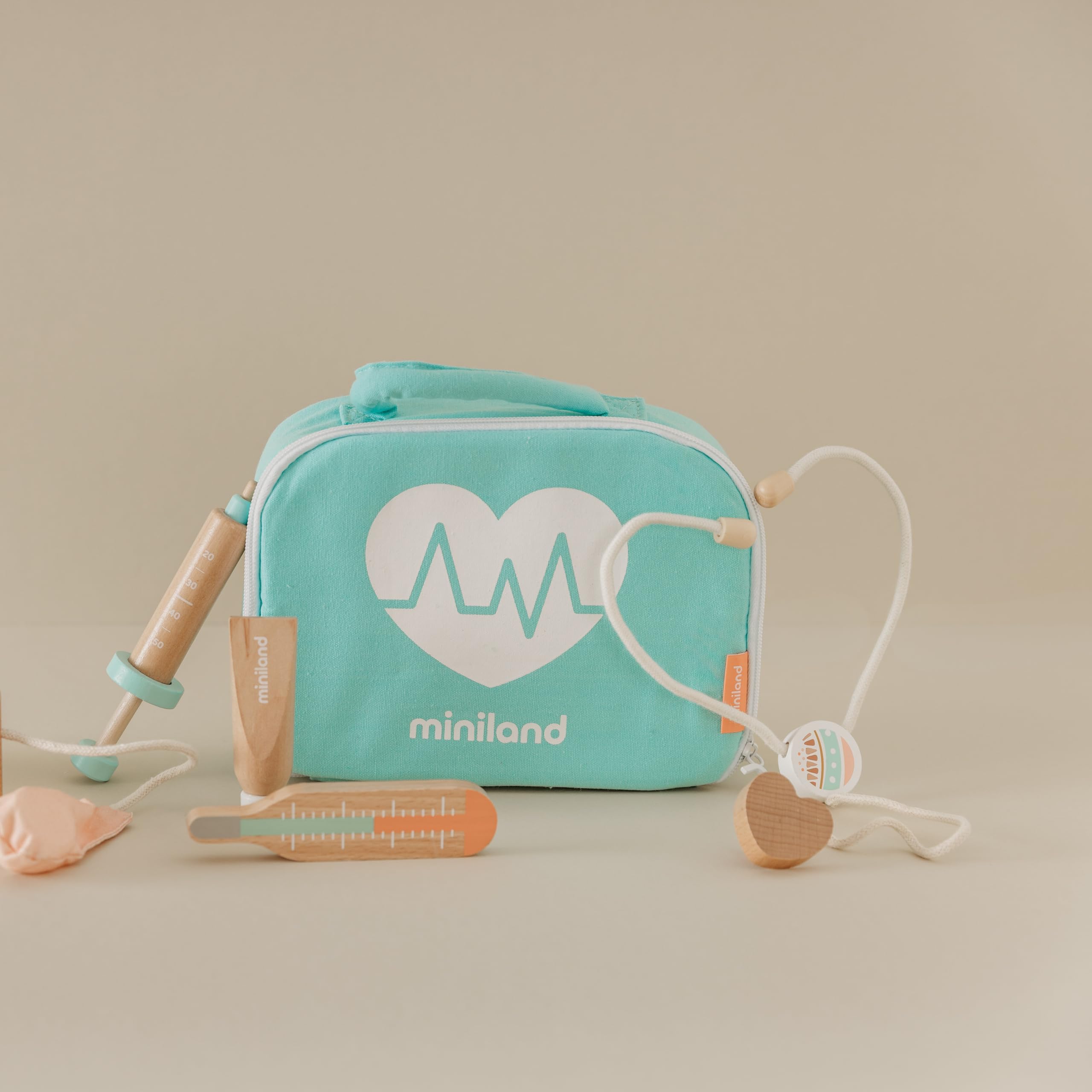 Miniland Bambole Set Medico Legno Valigetta Dottore Bambola